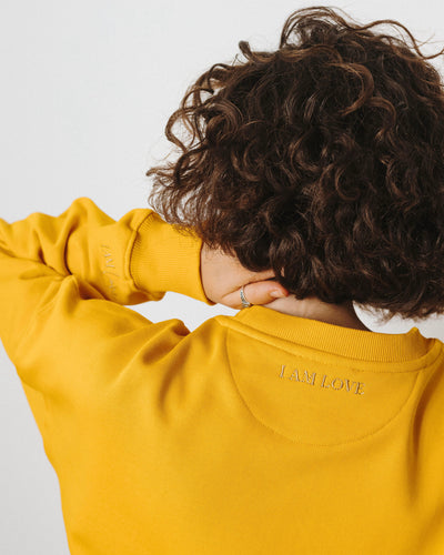 I AM LOVE Sweatshirt (honey)